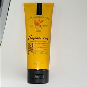 Bath & Bodyworks aromatherapy happiness body cream